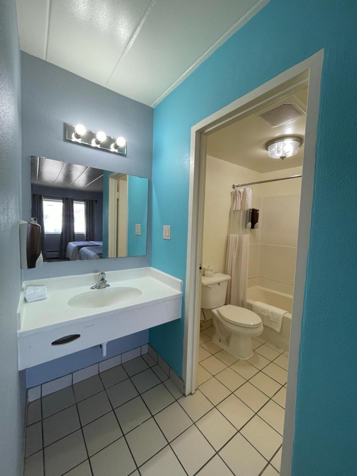 Valued Stay Aloha Madison Buitenkant foto