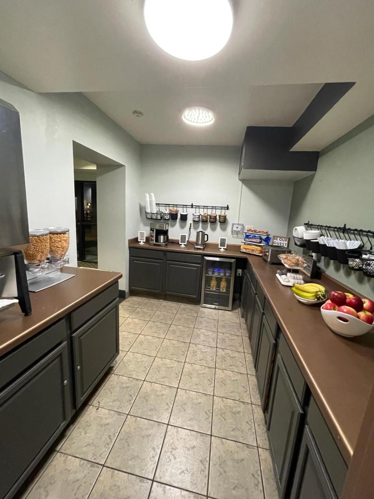 Valued Stay Aloha Madison Buitenkant foto
